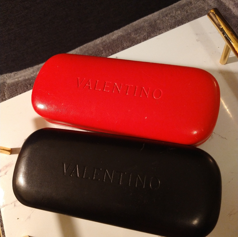 Valentino Eyeglass Cases - Picture 5 of 5